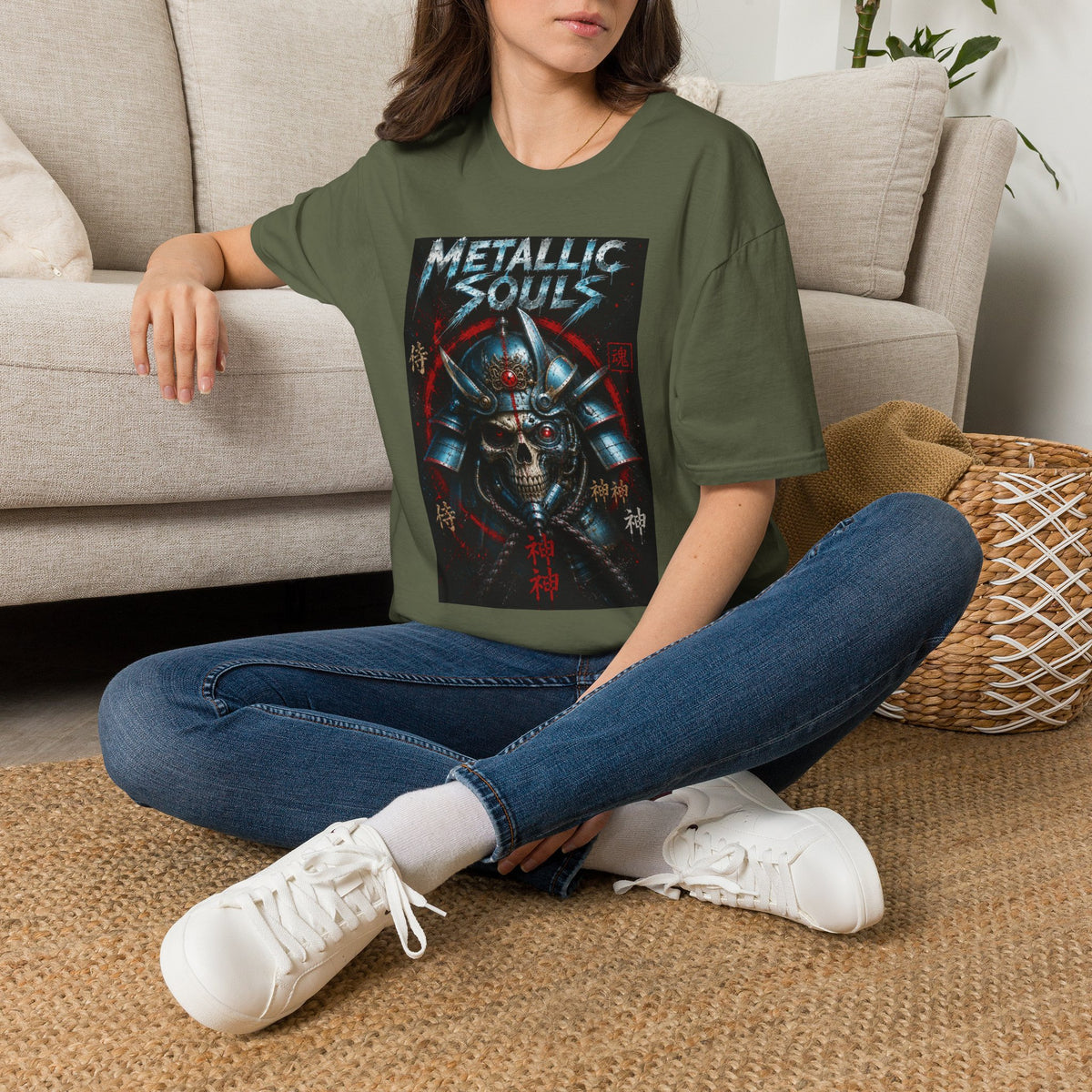 Metallic Souls Samurai Helmet T‑Shirt — Vintage Mecha Warrior Graphic Tee